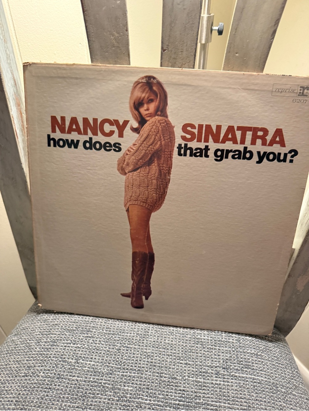 Nancy Sinatra "How Does That Grab You?" Vintage LP - with album cover and jacket